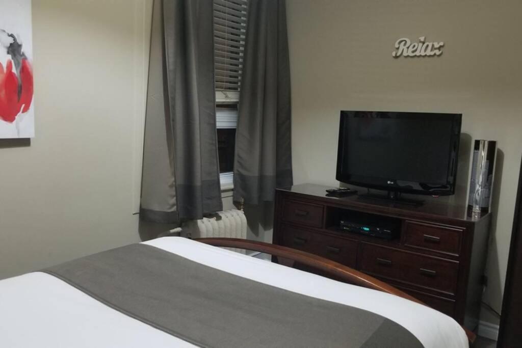 Cozy 1-Bdr Suite #20 By Amazing Property Rentals Gatineau Ngoại thất bức ảnh